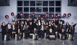 Pressefoto 1 Jubiläum 80